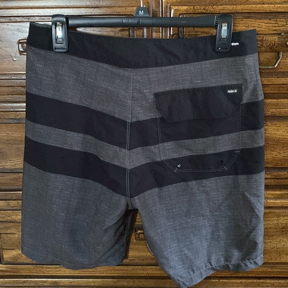 Hurley Phantom board shorts swimming trunks - Picture 2 of 9